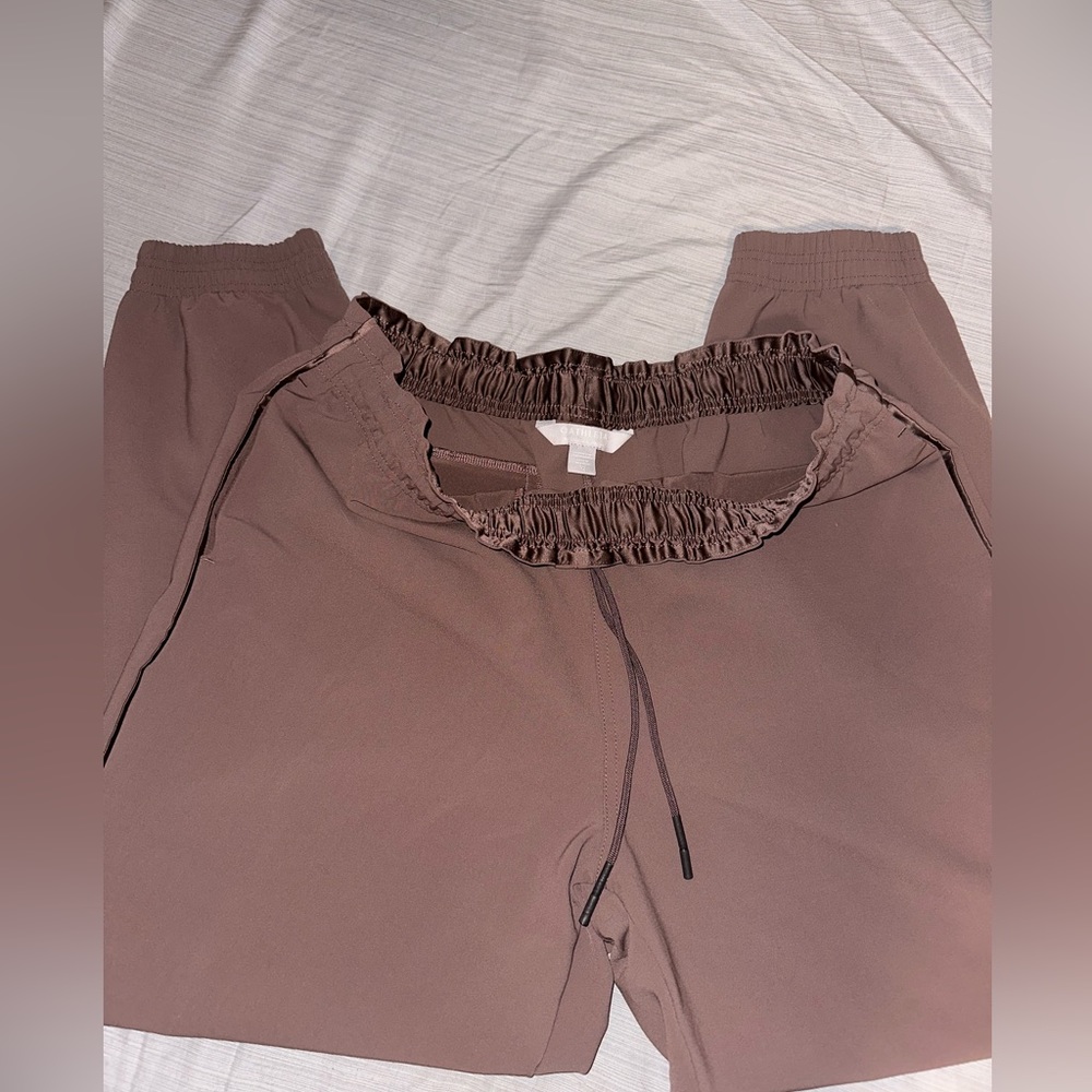 Women’s dark mauve Athleta joggers size 12